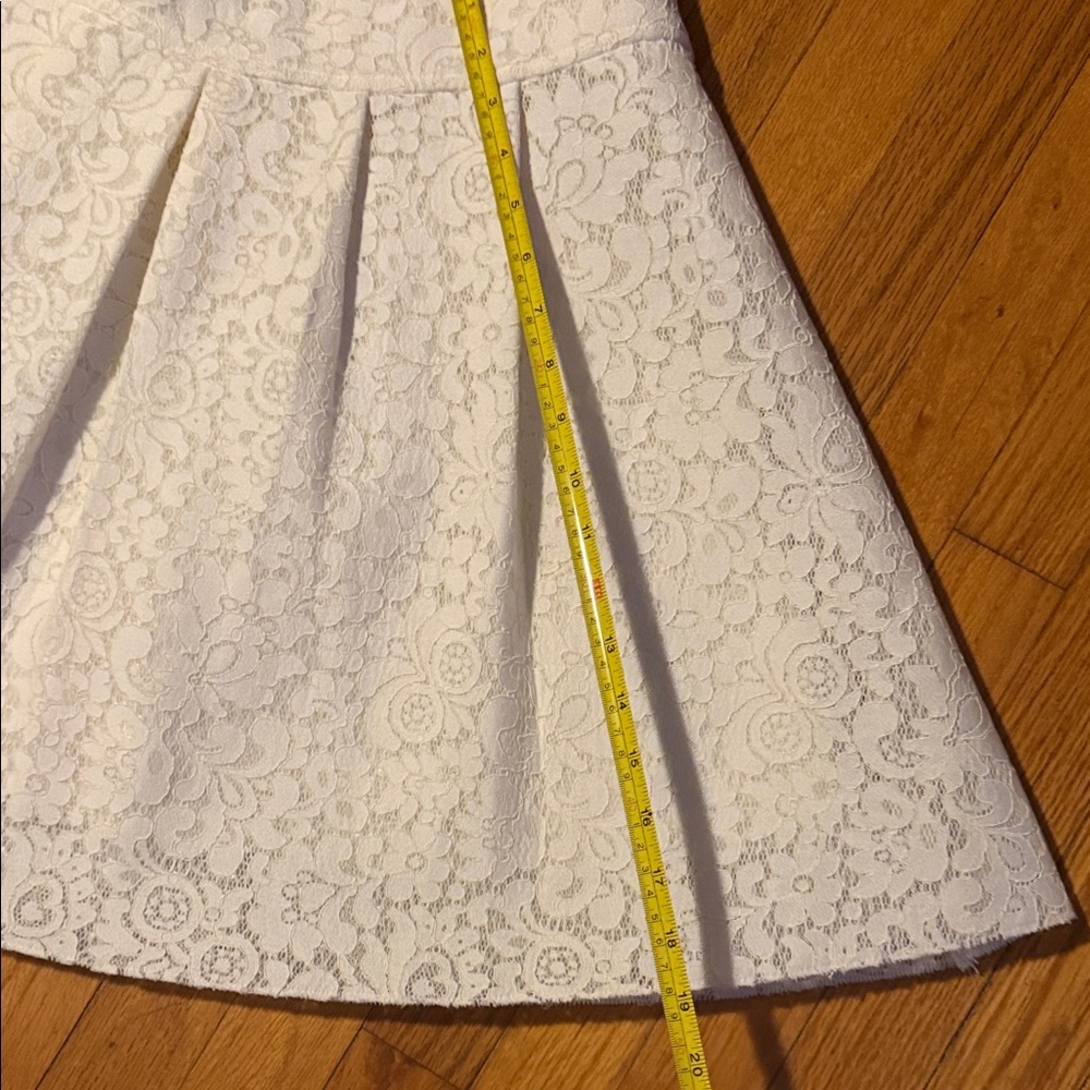 BNWOT Express Ivory Lace Scuba Skirt 14 - Picture 5 of 8